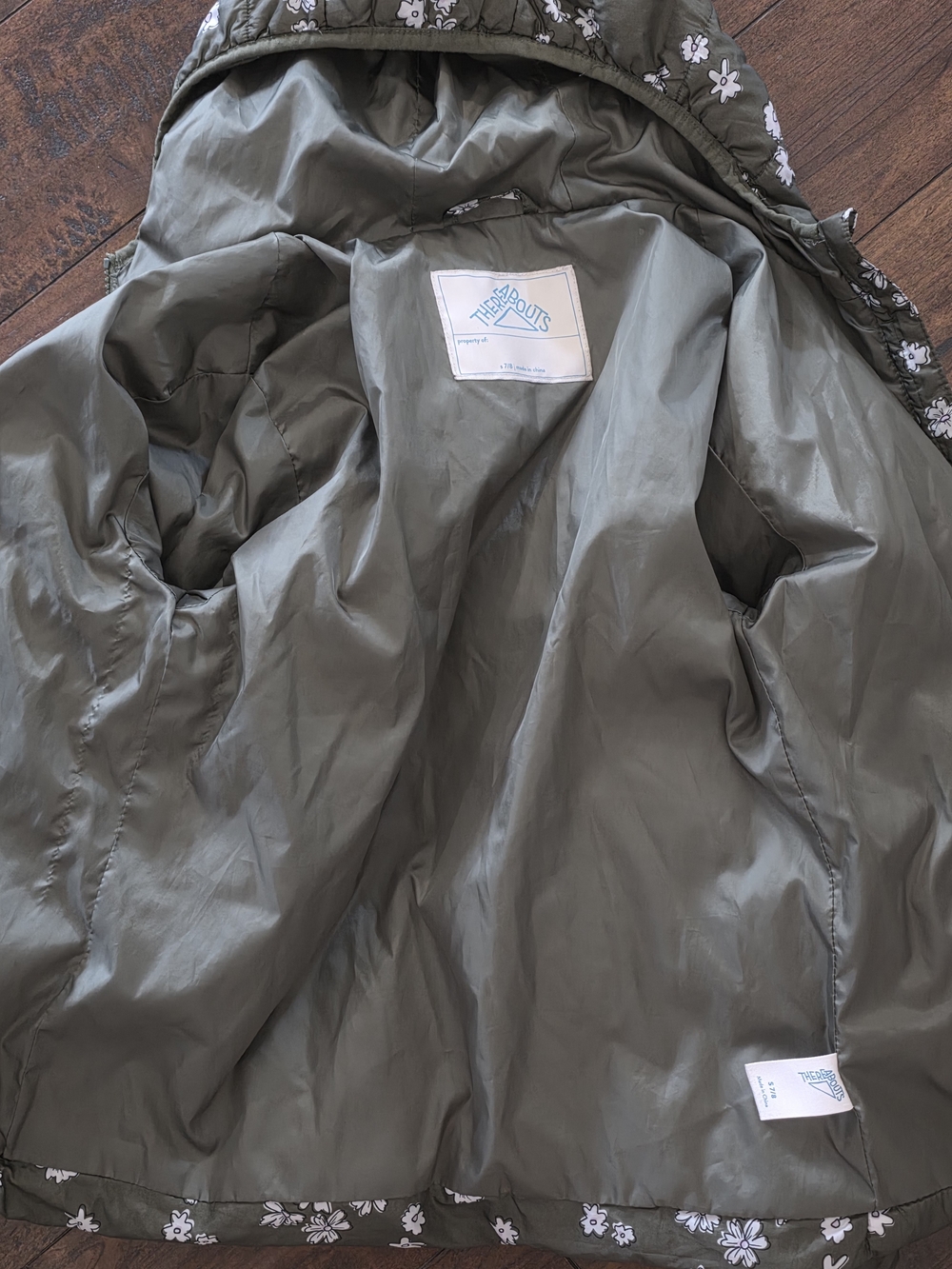 Olive Green Floral Puffer Jacket, Size Small, 7/8 - Picture 11 of 13